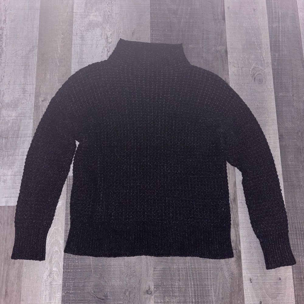🍇American Eagle Outfitters Black Turtleneck Sweater